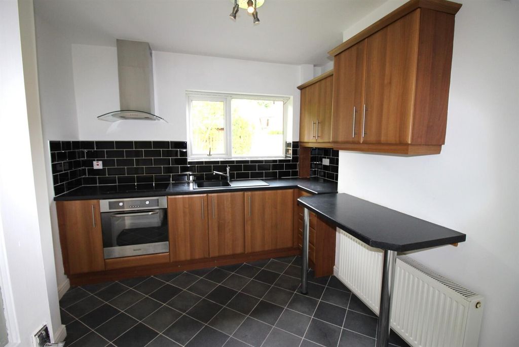 Property photo 2 of 13 2 - .Jpg