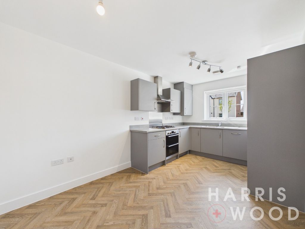 Property photo 2 of 35 5143043