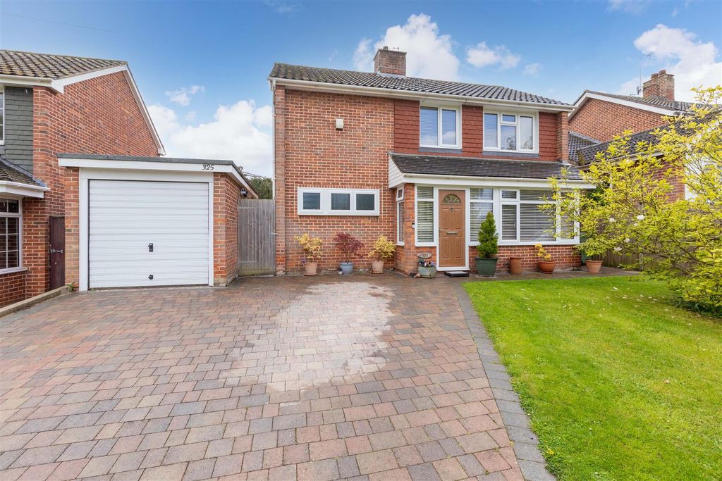 Property photo 1 of 18