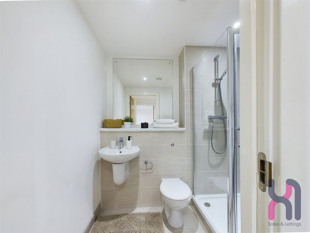 Property photo 3 of 8 Picture No. 09