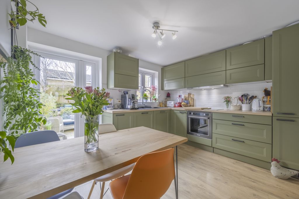 Property photo 2 of 11 Dsc_9921Hdr-Edit