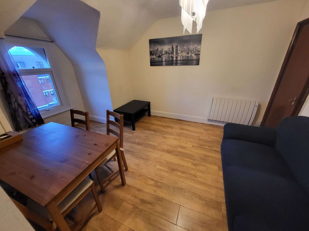 Property photo 3 of 15 Gallery