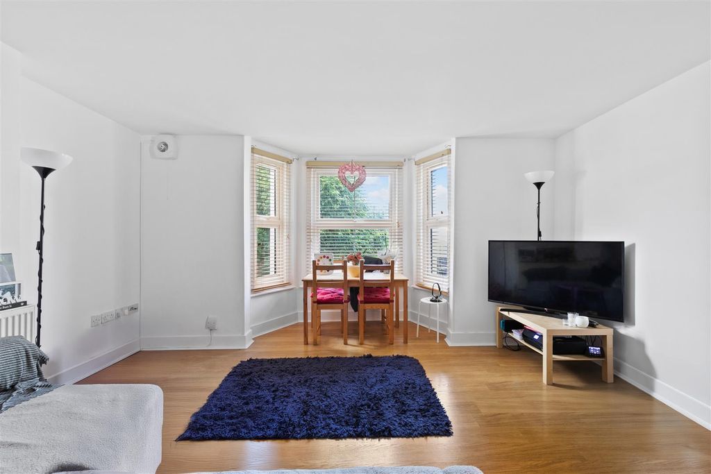 Property photo 3 of 14 Img_1486.Jpg
