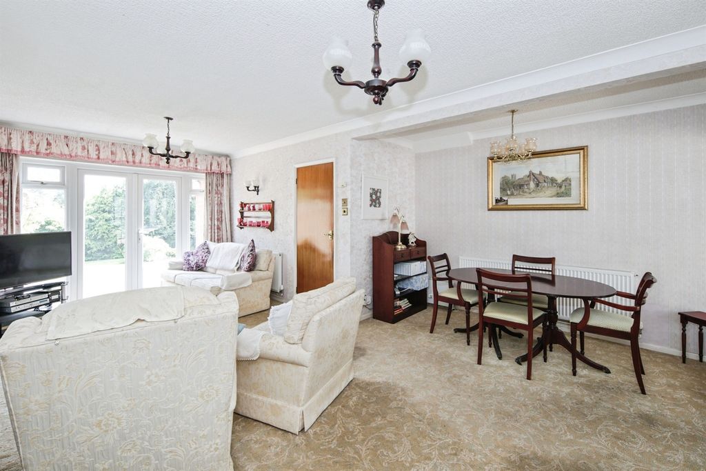 Property photo 2 of 14