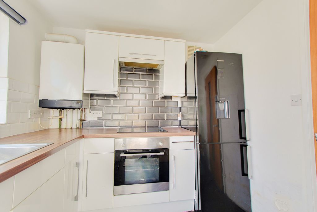 Property photo 3 of 4 Photo 3