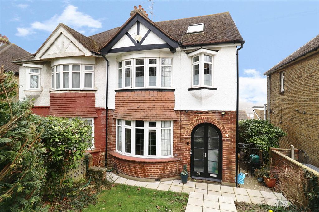 Property photo 1 of 30 Img_9342_Pe.Jpg