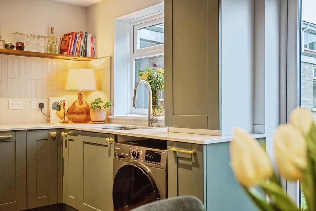 Property photo 3 of 24 Pbox-Img.Jpg