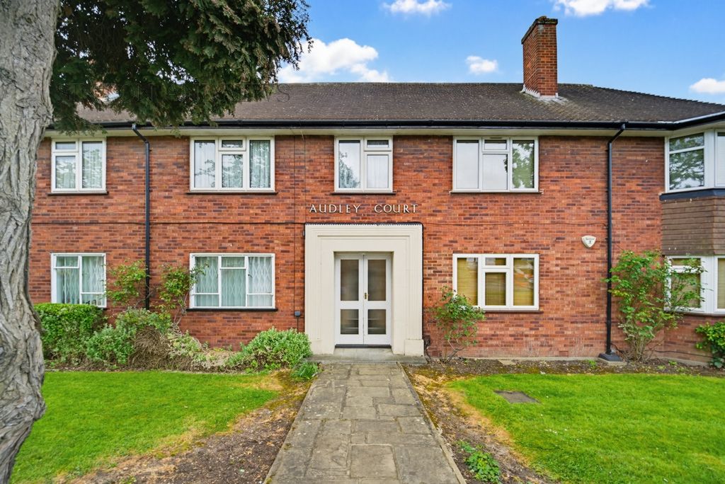 Property photo 1 of 9 Photo 1