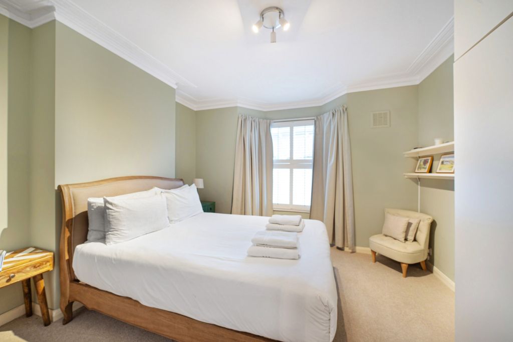 Property photo 2 of 7 2