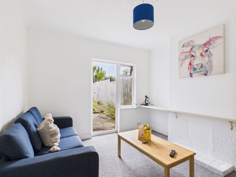 Property photo 3 of 16 Photo 11