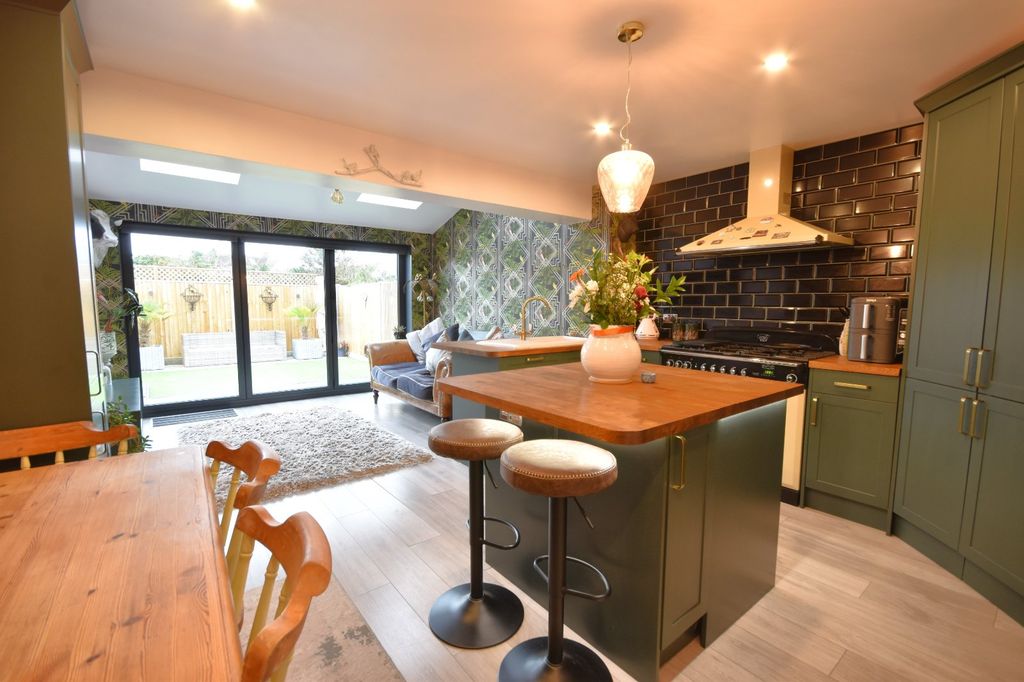 Property photo 3 of 18 Picture No. 03