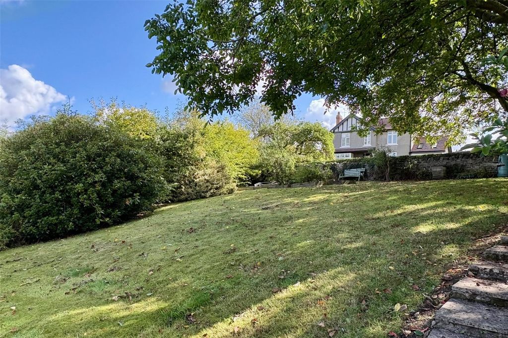 Property photo 3 of 22 Picture No. 21
