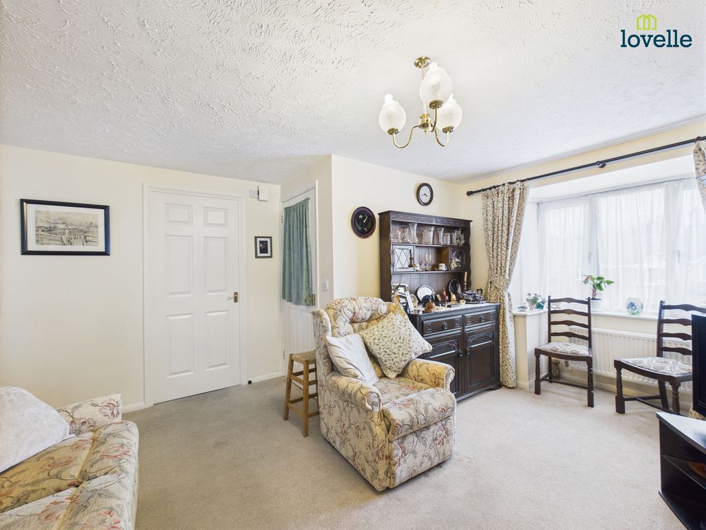 Property photo 3 of 9