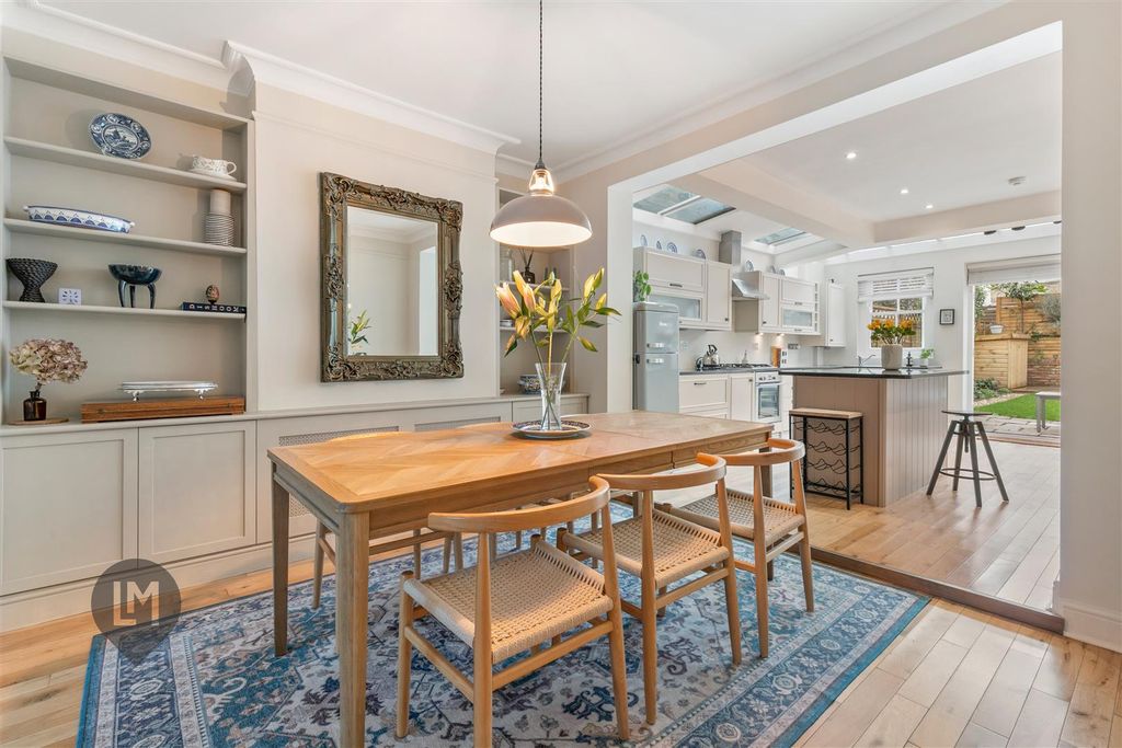 Property photo 1 of 9 Dining Room