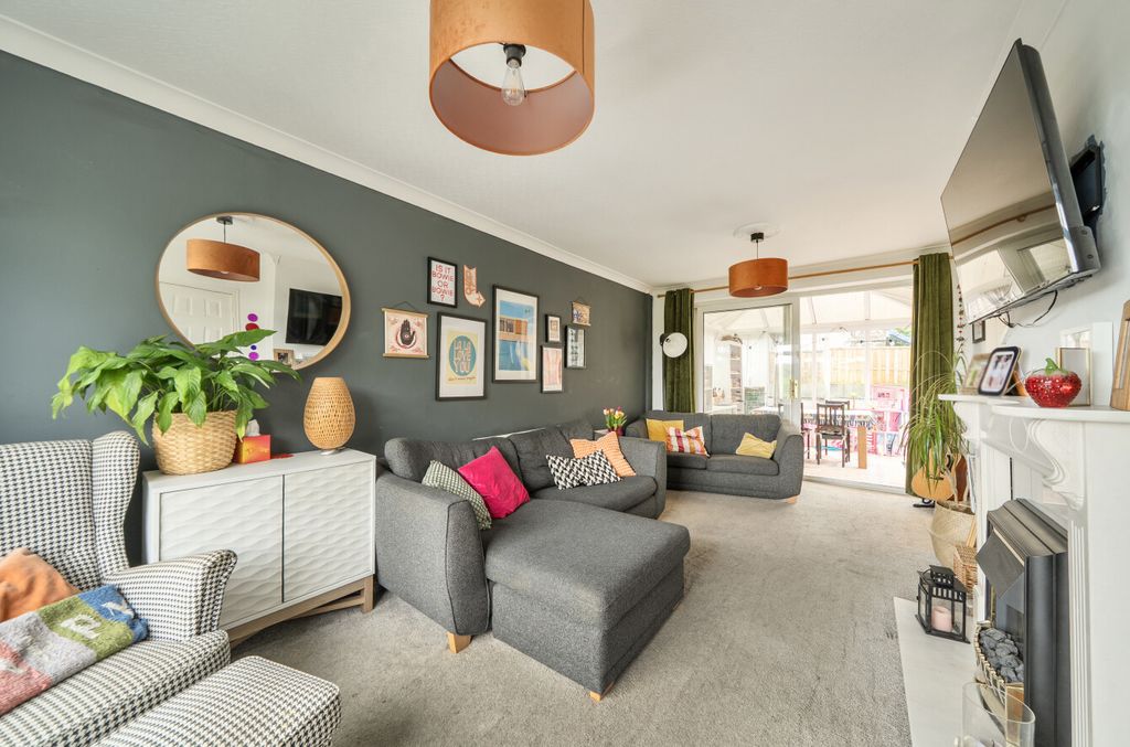 Property photo 2 of 20 1459784-6-6A0c3F1...