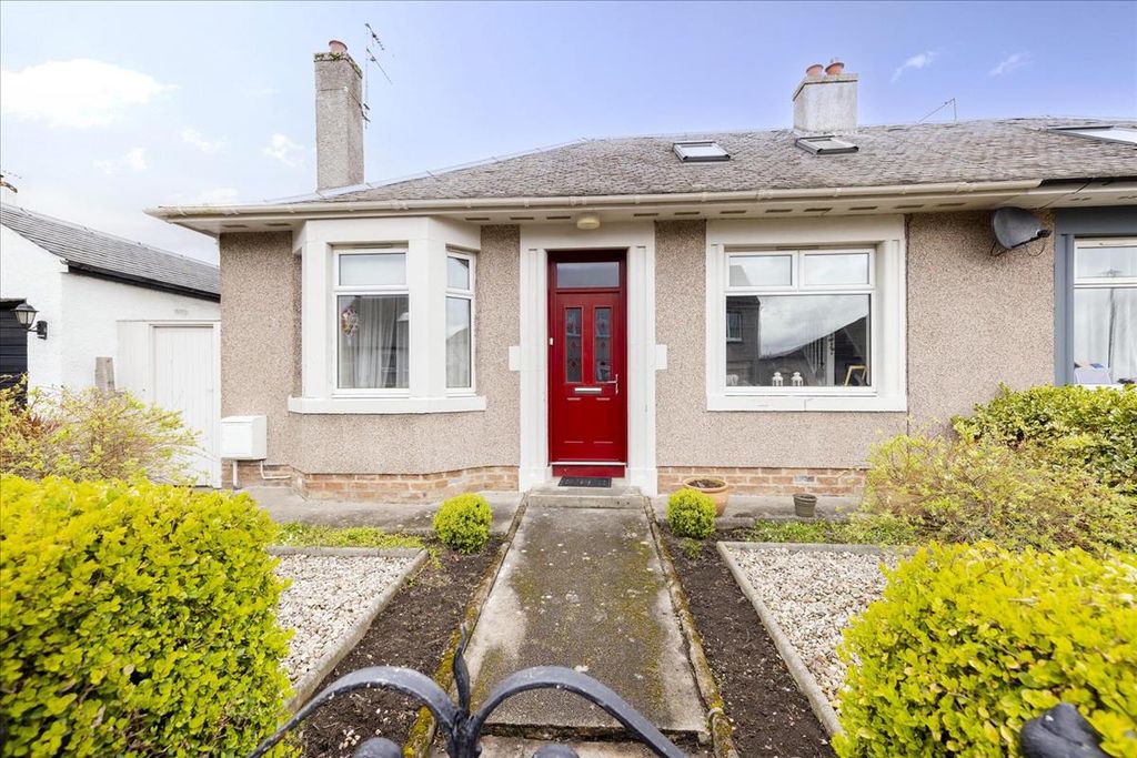 Property photo 1 of 36