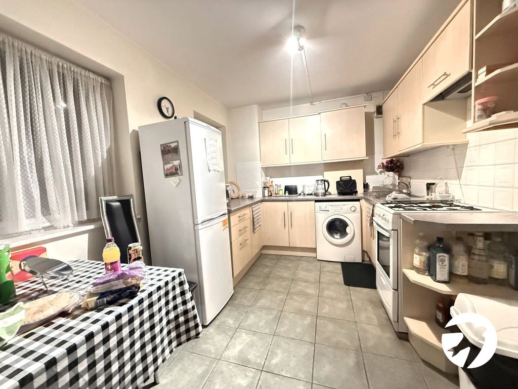 Property photo 2 of 16 Picture 2