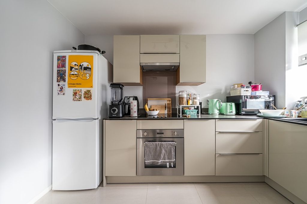 Property photo 1 of 11 3