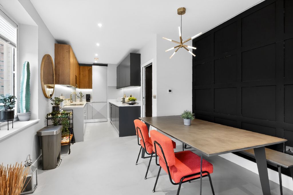 Property photo 2 of 20 Open Plan Living