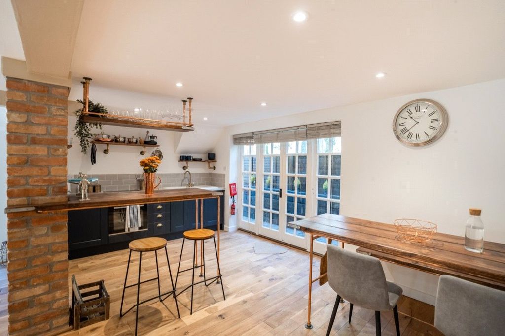 Property photo 3 of 14 Kitchen/Dining Room