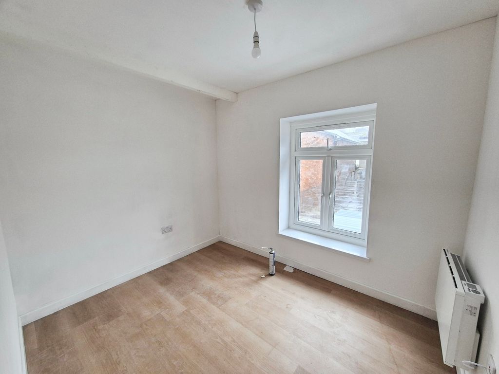 Property photo 3 of 5 Image