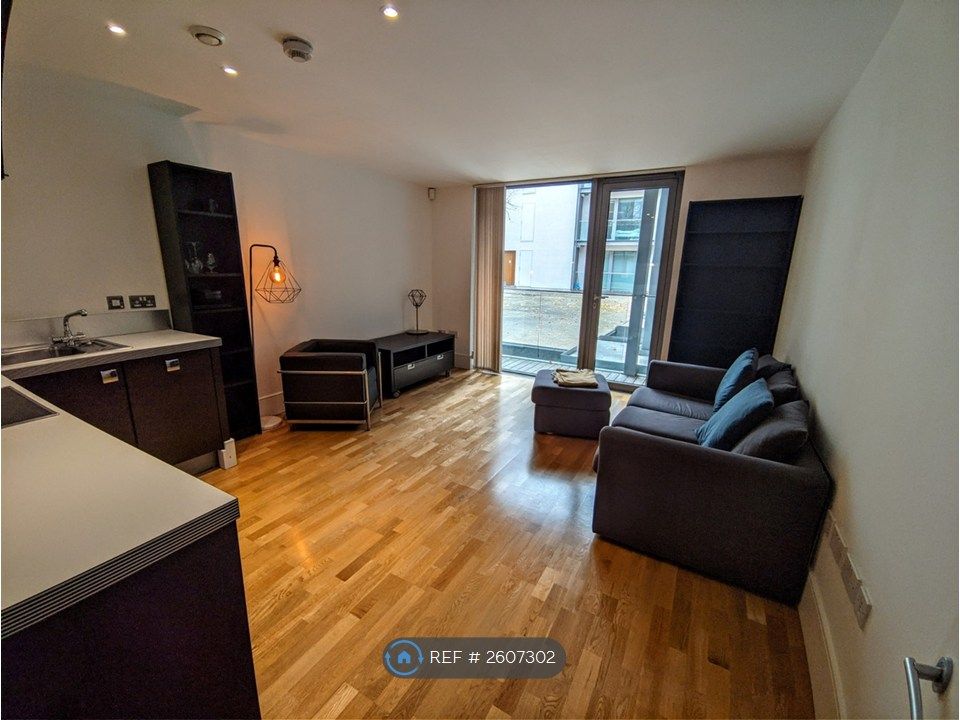 Property photo 3 of 11