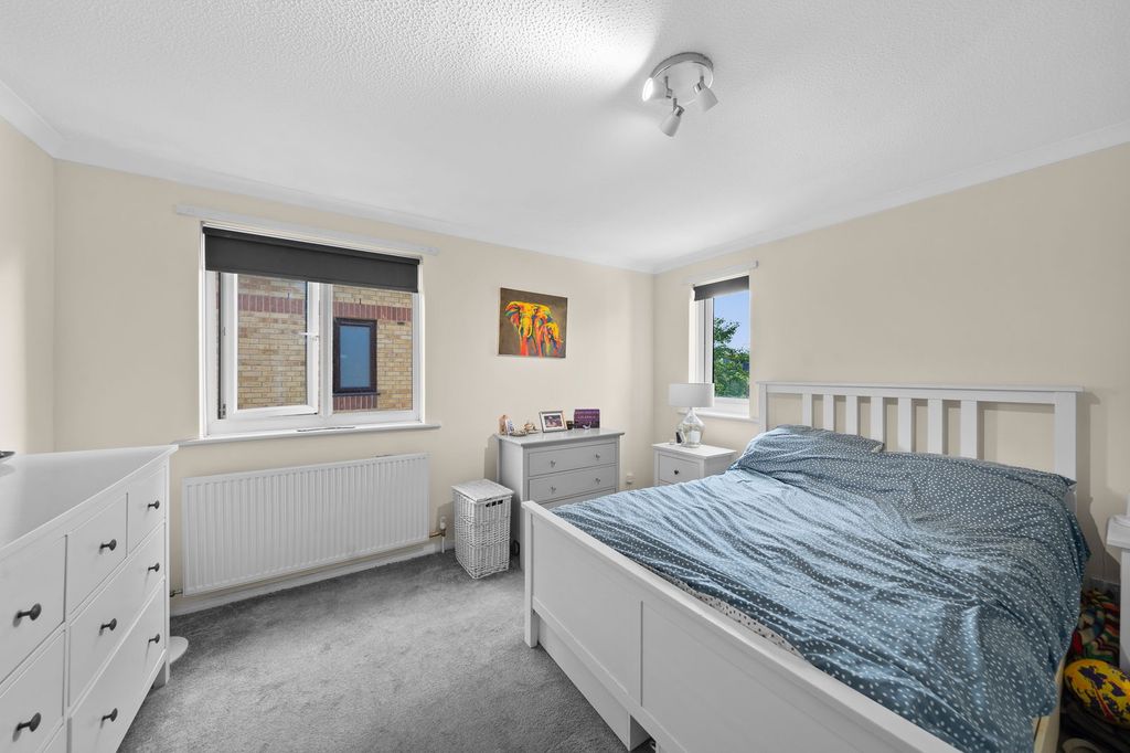 Property photo 3 of 15