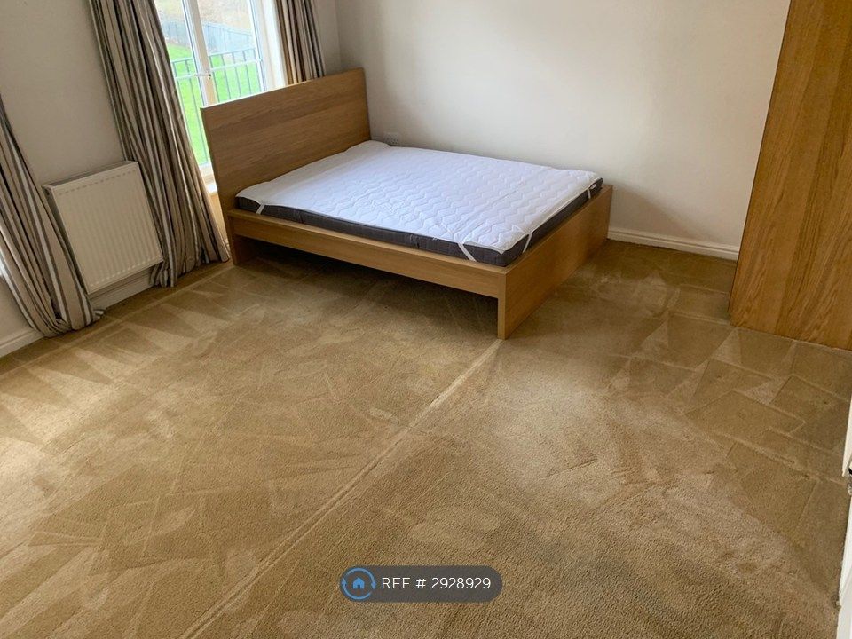 Property photo 2 of 17 Large Double Room