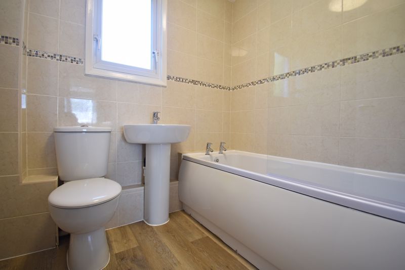 Property photo 3 of 15 Photo 6