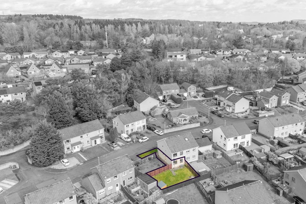 Property photo 3 of 24