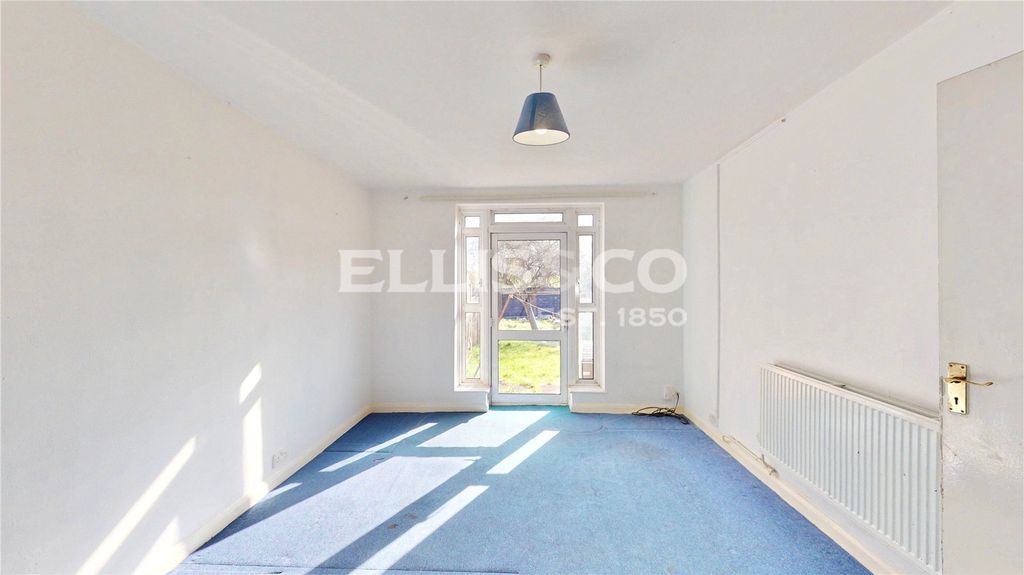 Property photo 3 of 11 Picture No. 20