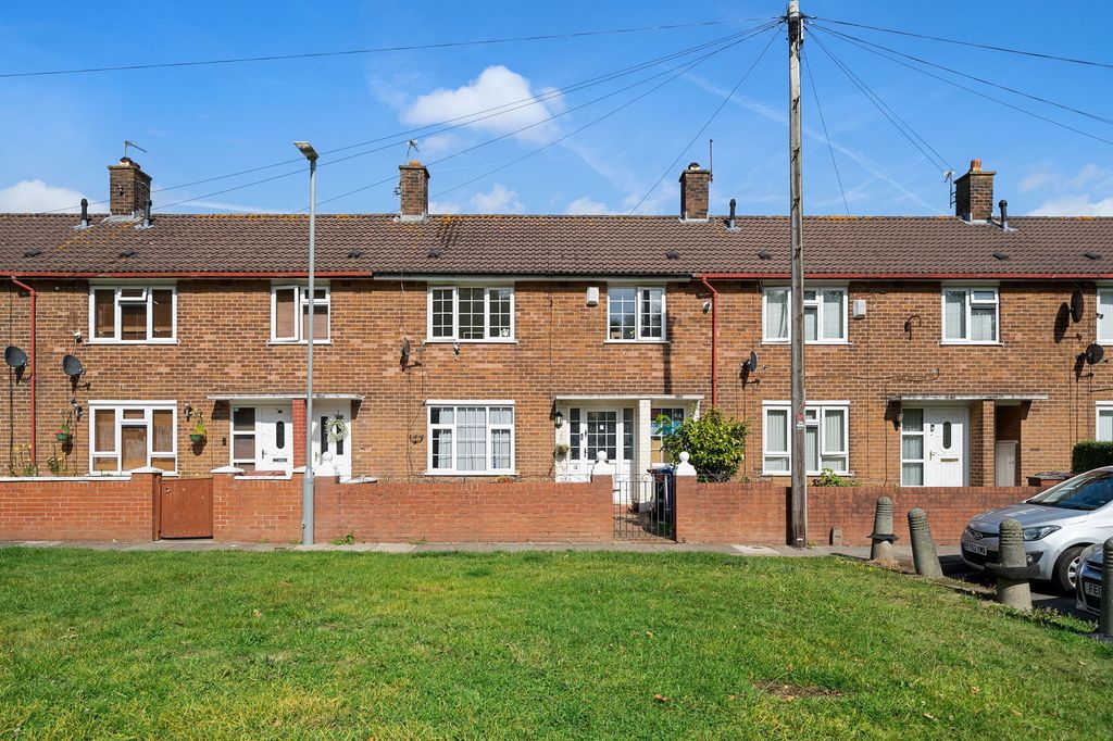 Property photo 1 of 21