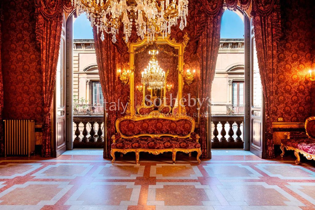 Property photo 2 of 35