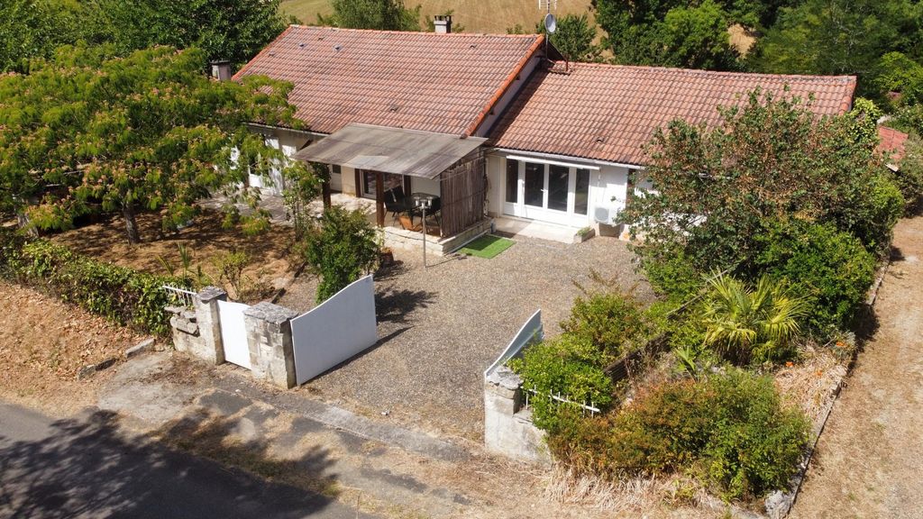 Property photo 3 of 14 862d981ce4597438531229A537120Df0_c757d2Adf4_4000-Big