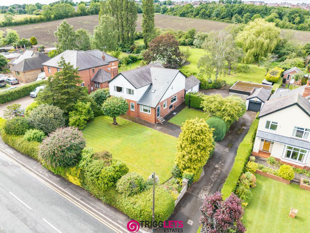 Property photo 2 of 50