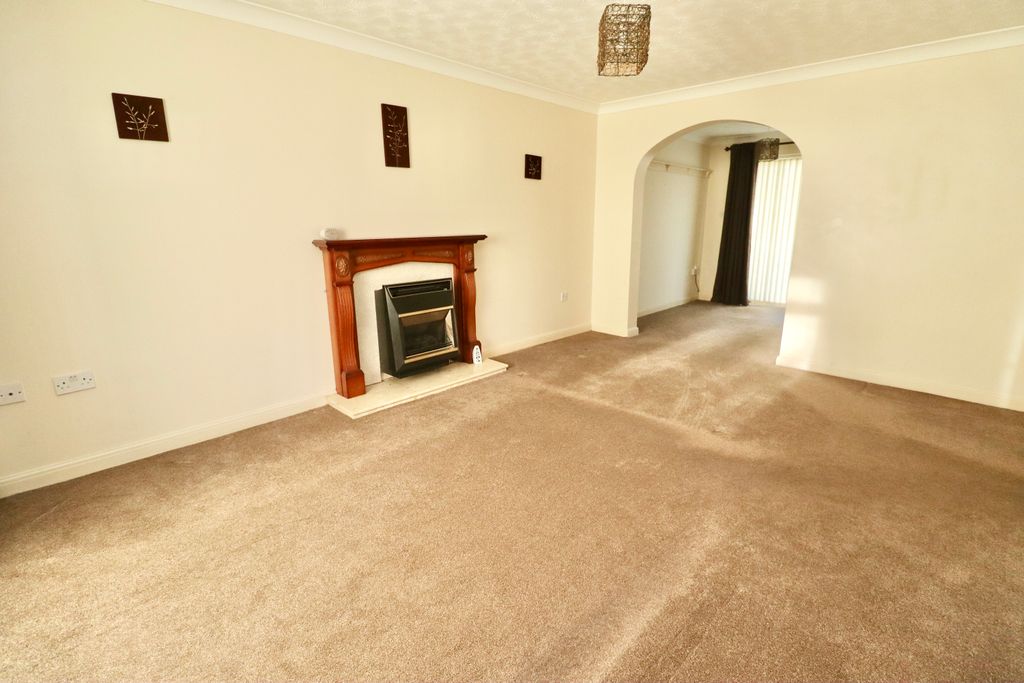 Property photo 2 of 17 Img_6216