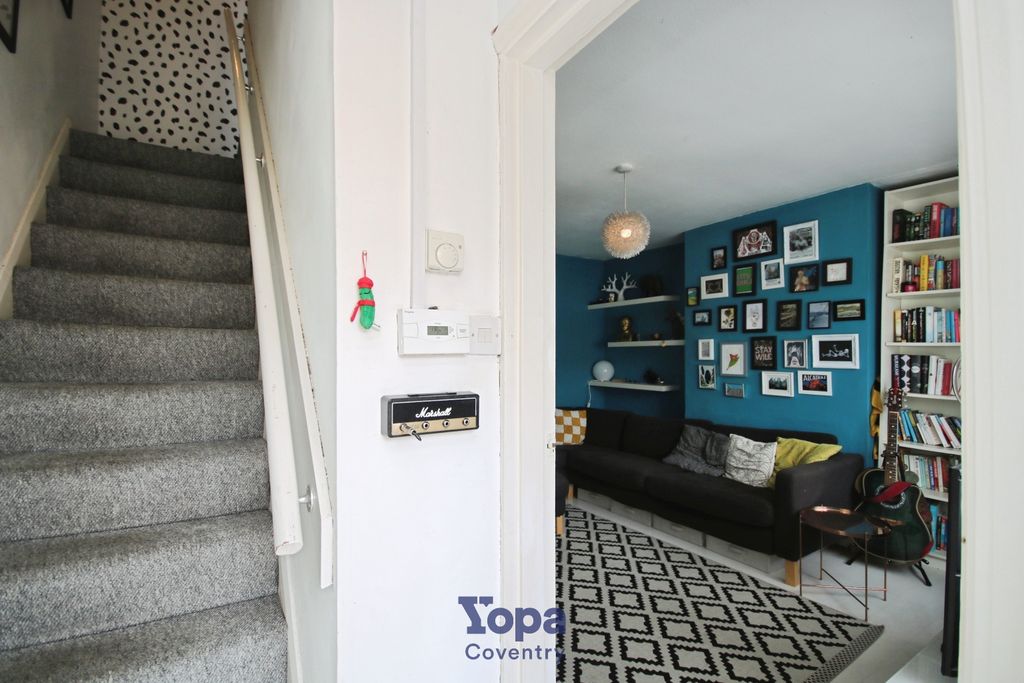 Property photo 3 of 20 Ce5c481B-Entrance.Jpg