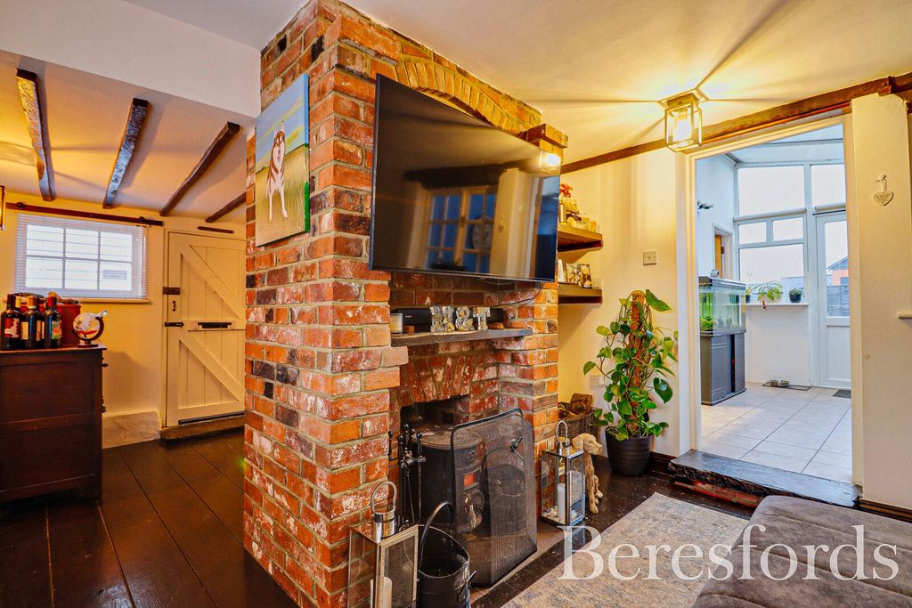 Property photo 2 of 30 Picture No. 24