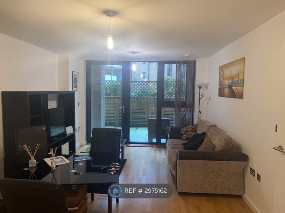 Property photo 2 of 9