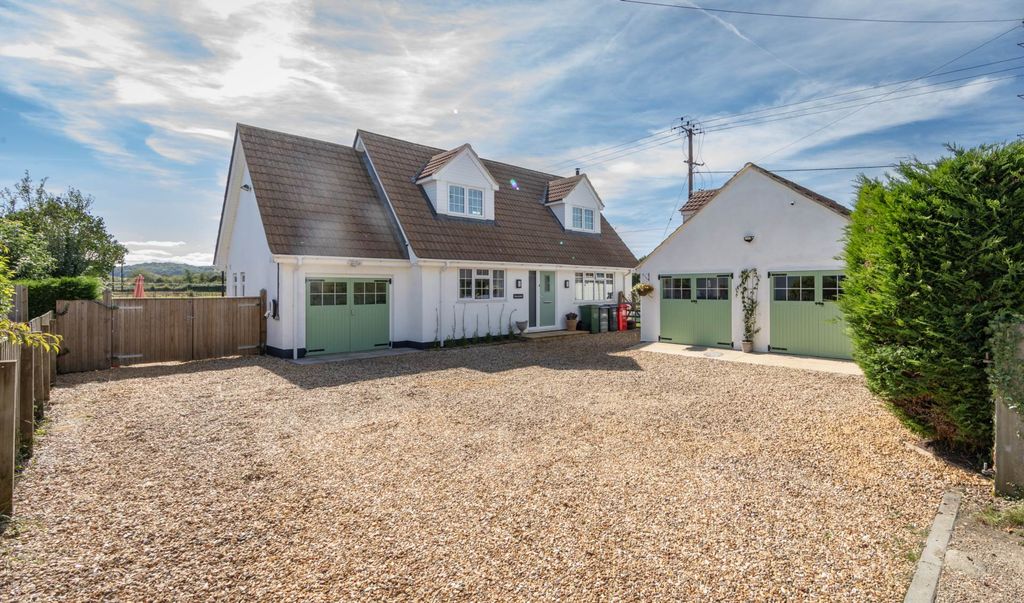 Property photo 1 of 36