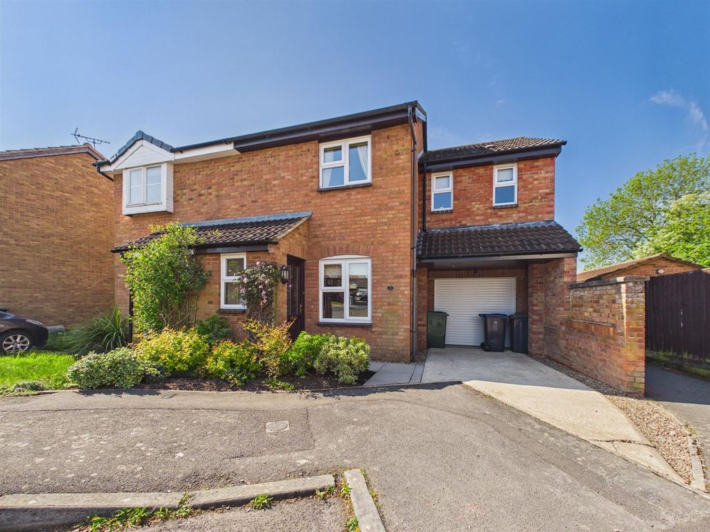 Property photo 1 of 12 Front