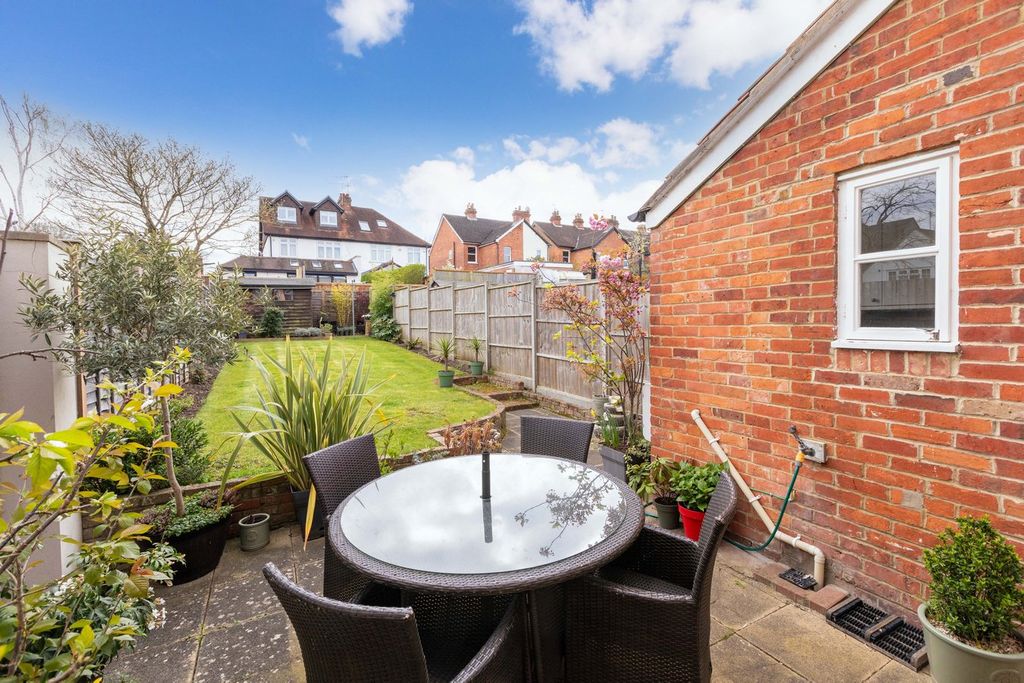 Property photo 2 of 17