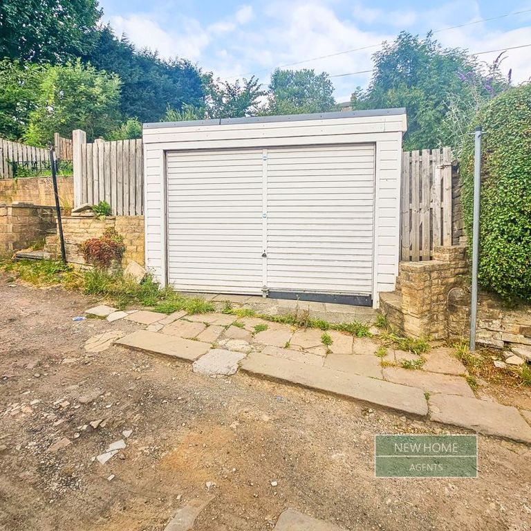 Property photo 2 of 19 Photo 16