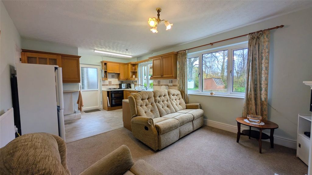Property photo 3 of 24 Picture No. 58
