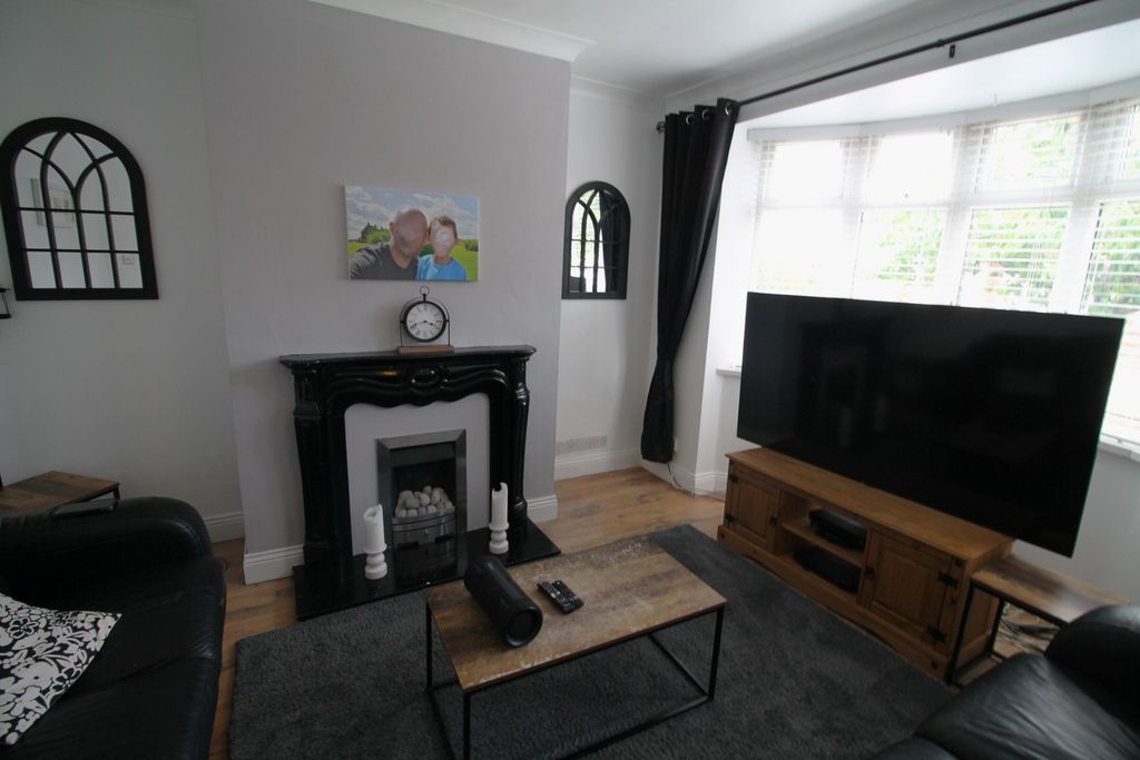 Property photo 2 of 15 Img_0439