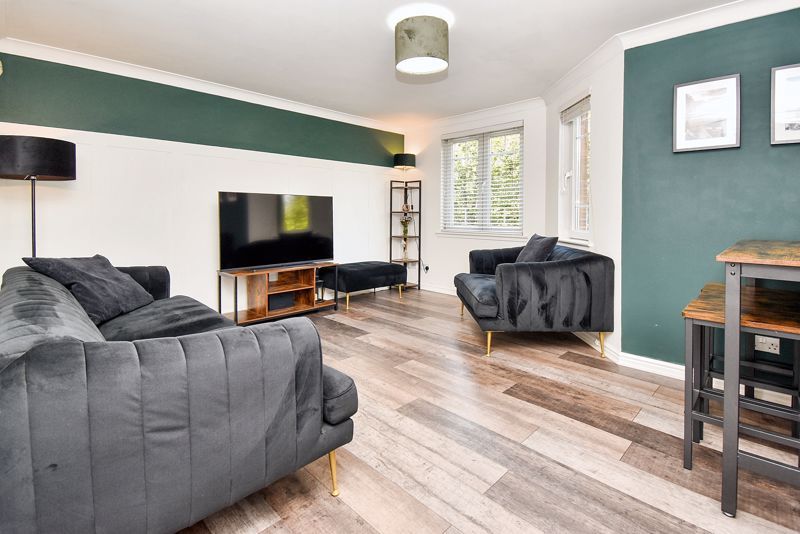 Property photo 2 of 11 Lounge Angle 1