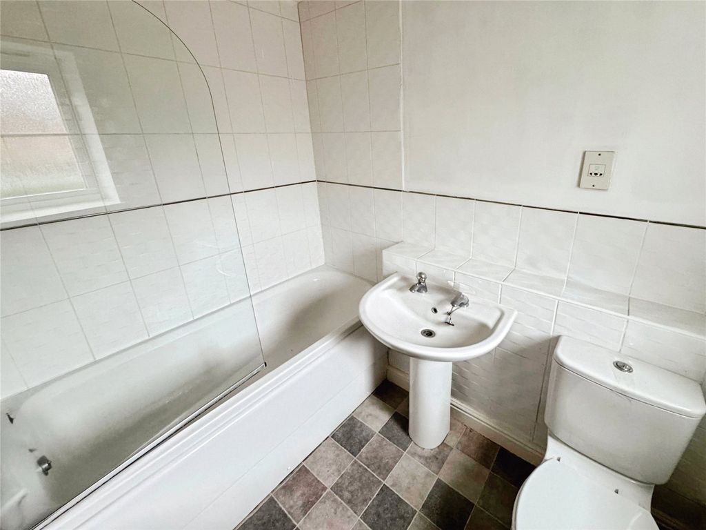 Property photo 3 of 6 Bathroom