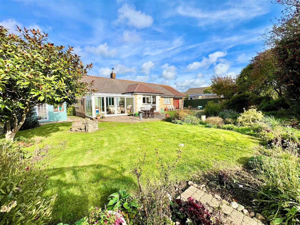 Property photo 1 of 21