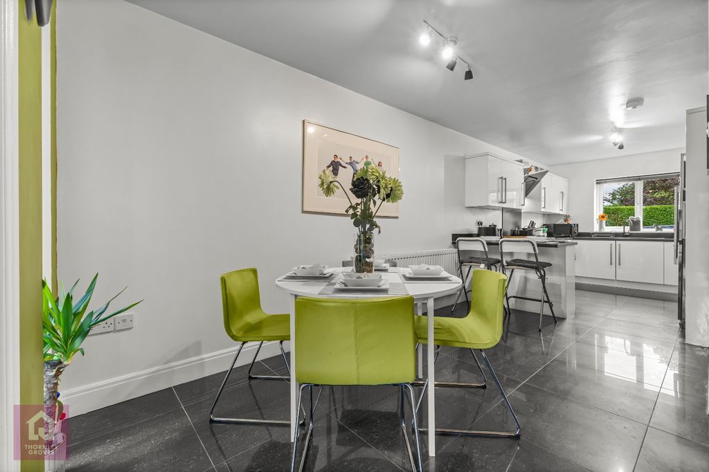 Property photo 3 of 29 Picture No. 17