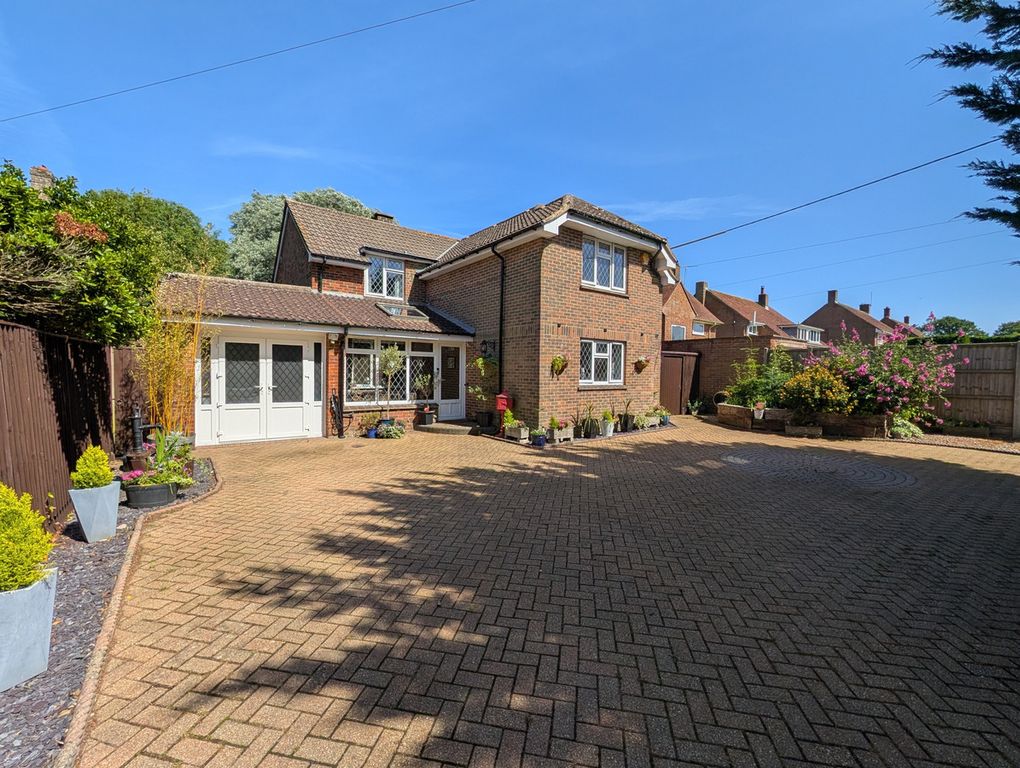 Property photo 1 of 44